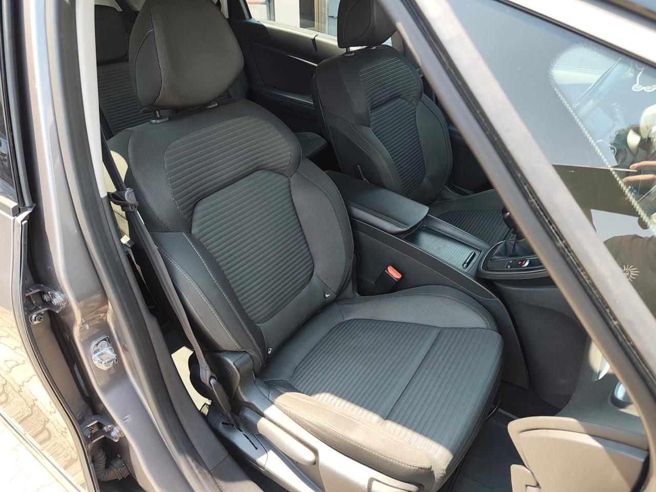 Renault Scenic 7 POSTI 1.5DCI NEOPATENTATI E6