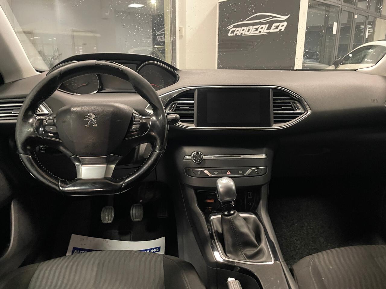 Peugeot 308 BlueHDi 120 S&S EAT6 SW Allure