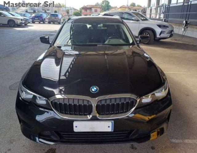 BMW 330 330e Touring xdrive auto - GG470ZE