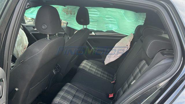 VOLKSWAGEN Golf GTD 2.0 TDI DSG 5 porte INCIDENTATA - SINISTRATA