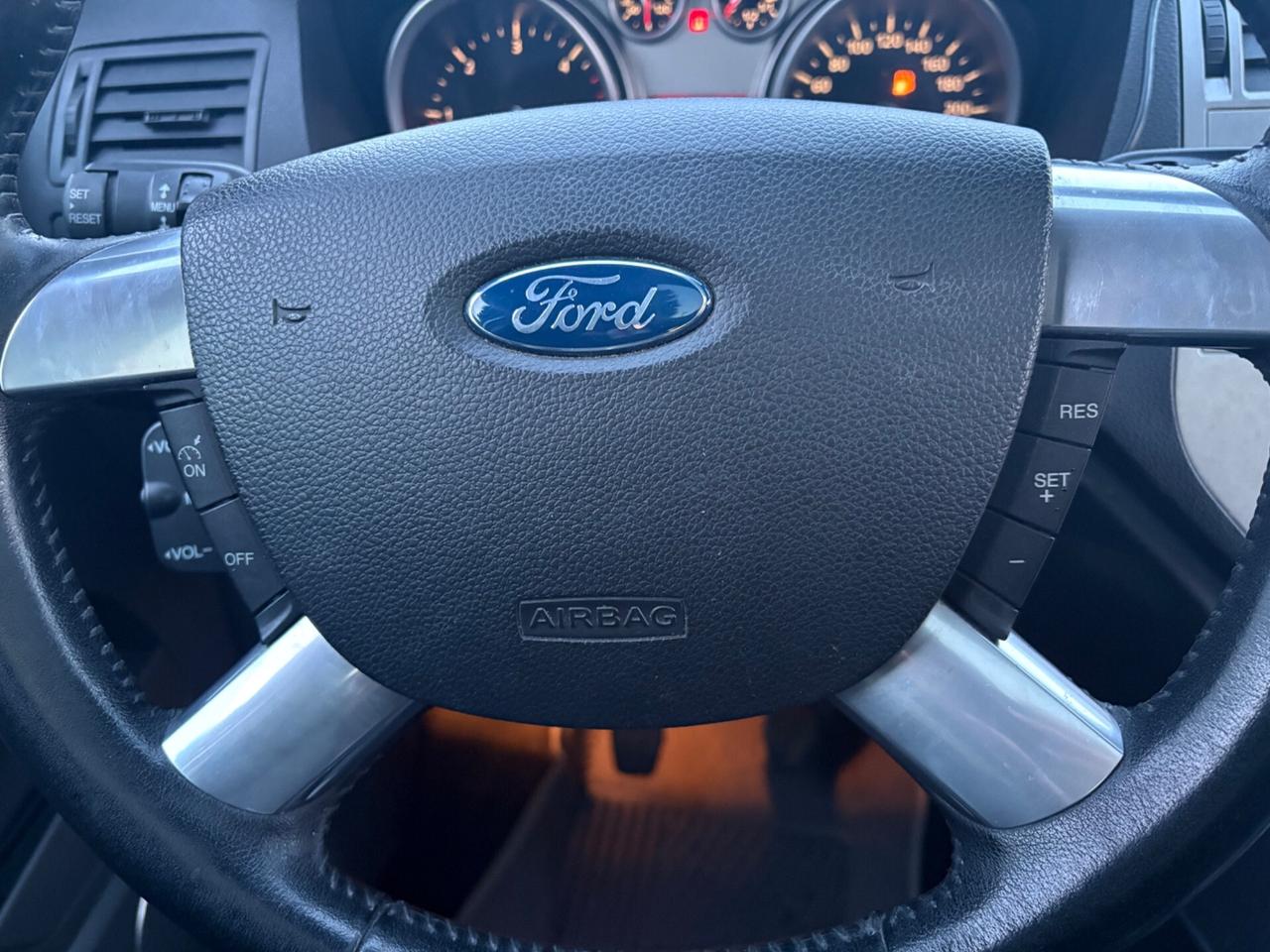 Ford Kuga 2.0 TDCi 136 CV 4WD Titanium