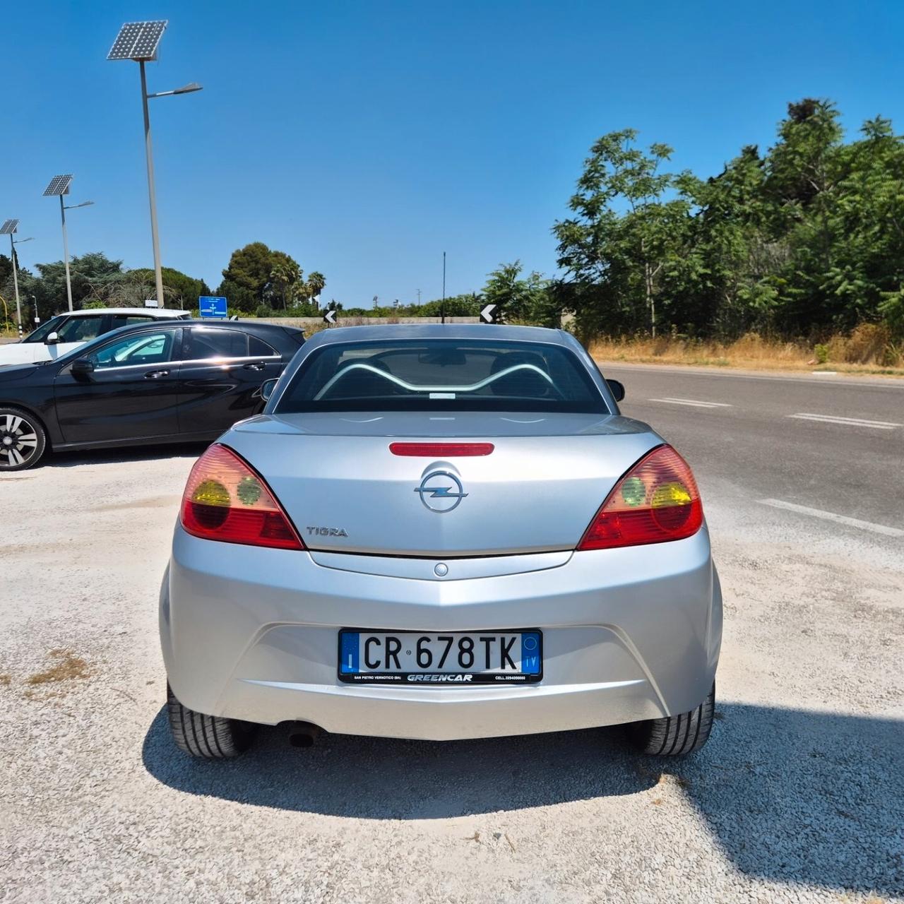 Opel Tigra TwinTop 1.4 16V First Edition