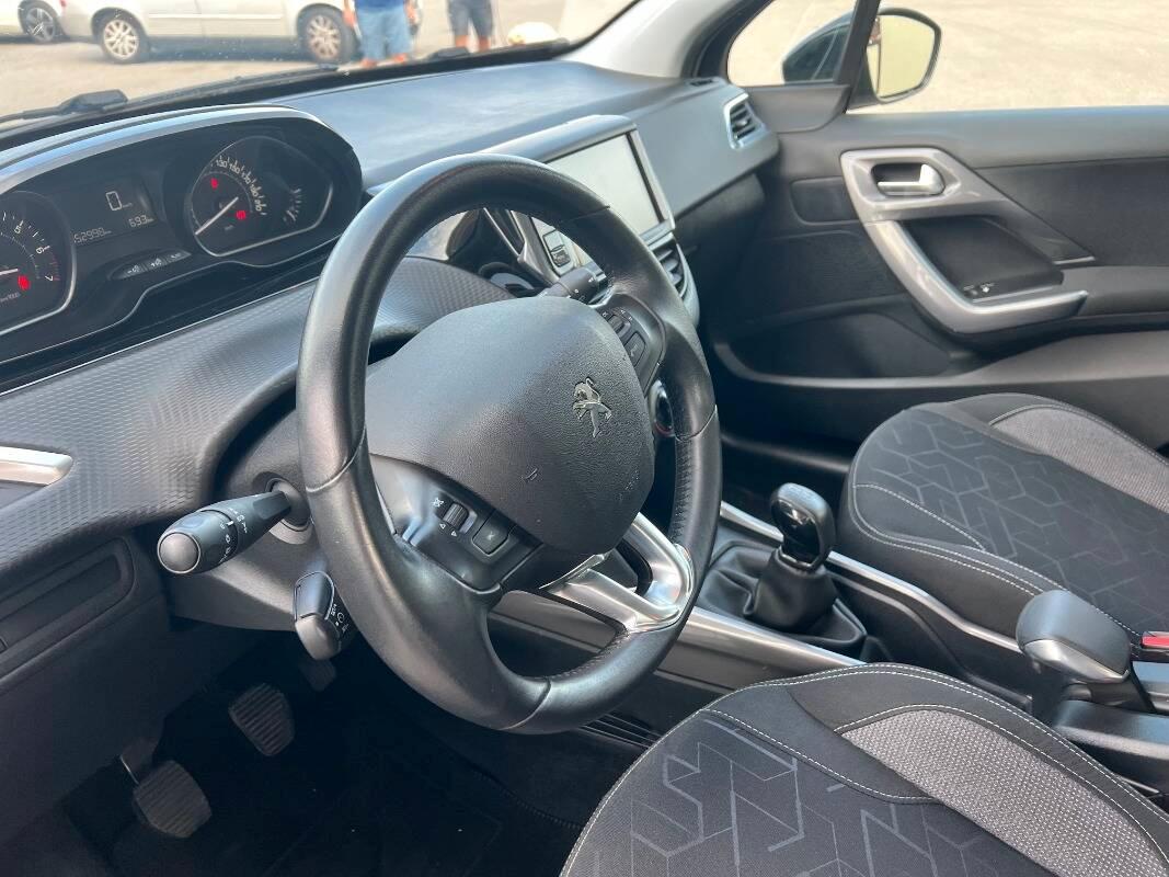 Peugeot 2008 1.2 puretech Allure s&s 82cv my18
