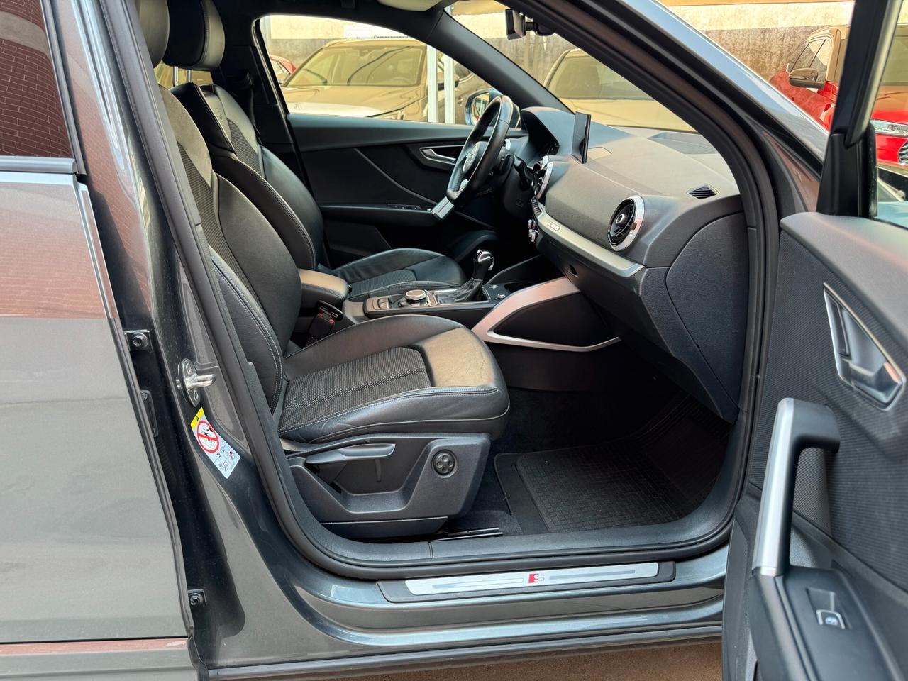 Audi Q2 35 TFSI S tronic line Edition