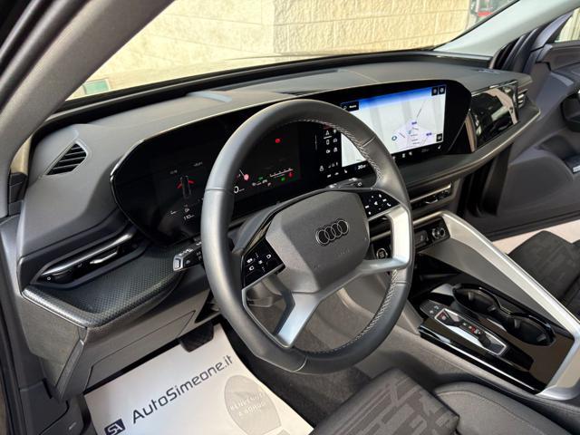 AUDI Q5 2.0 TDI mHEV+ S tronic quattro S line edition.