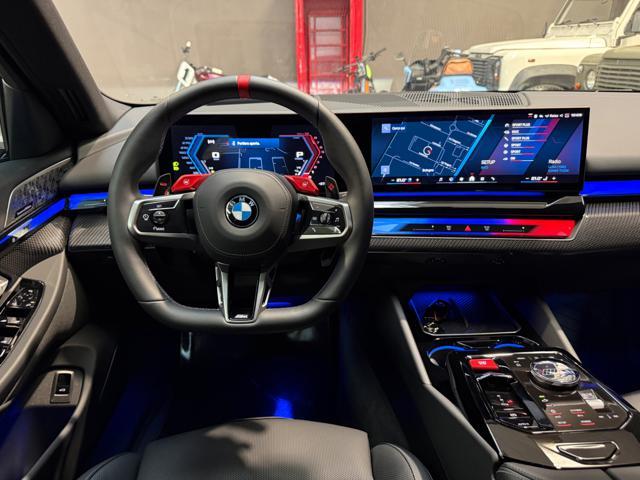 BMW M5 Touring * FULL OPTIONAL / IVA ESPOSTA*