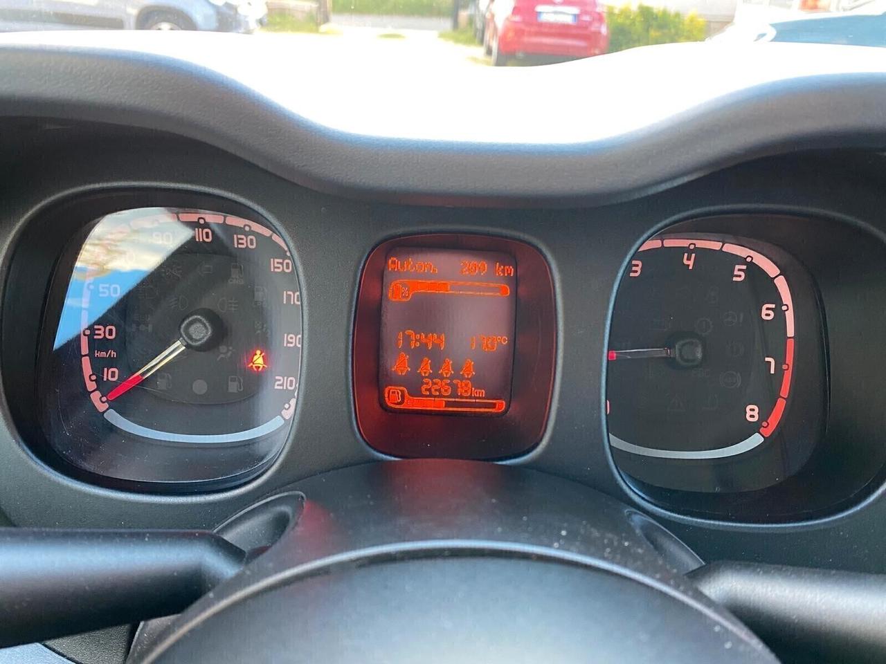 Fiat Panda 1.0 Hybrid City Life Ok Neop.