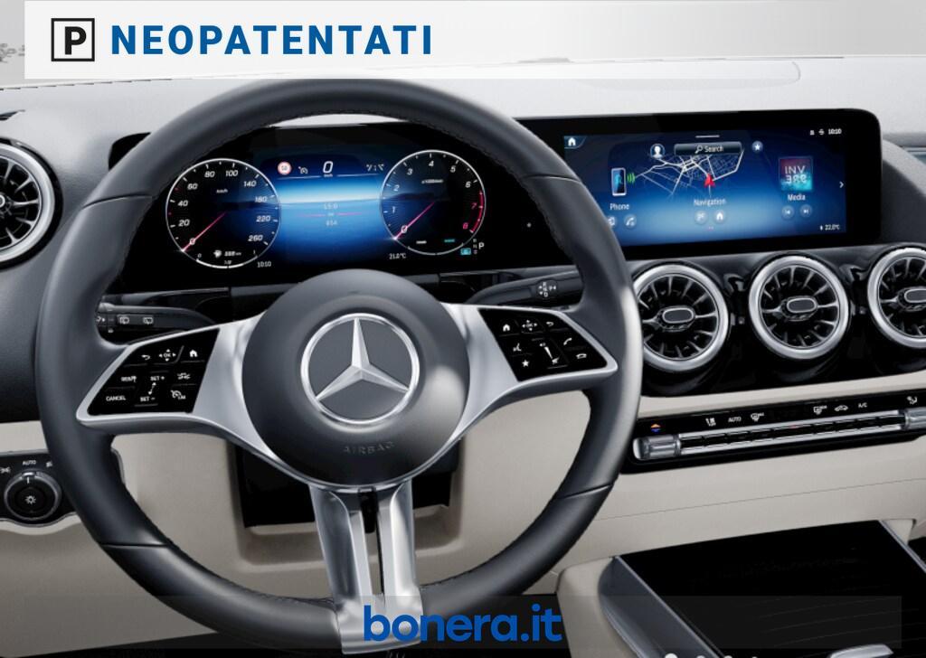 Mercedes GLA 180 180 Progressive Advanced Plus 7G-DCT