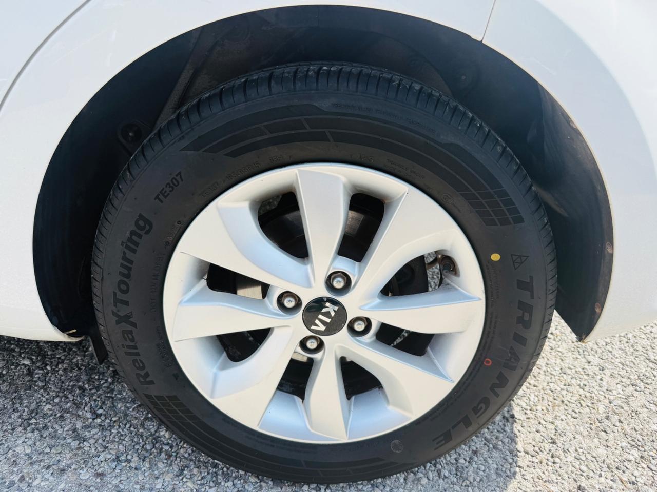 Kia Rio 1.1 CRDi 5p. Cool