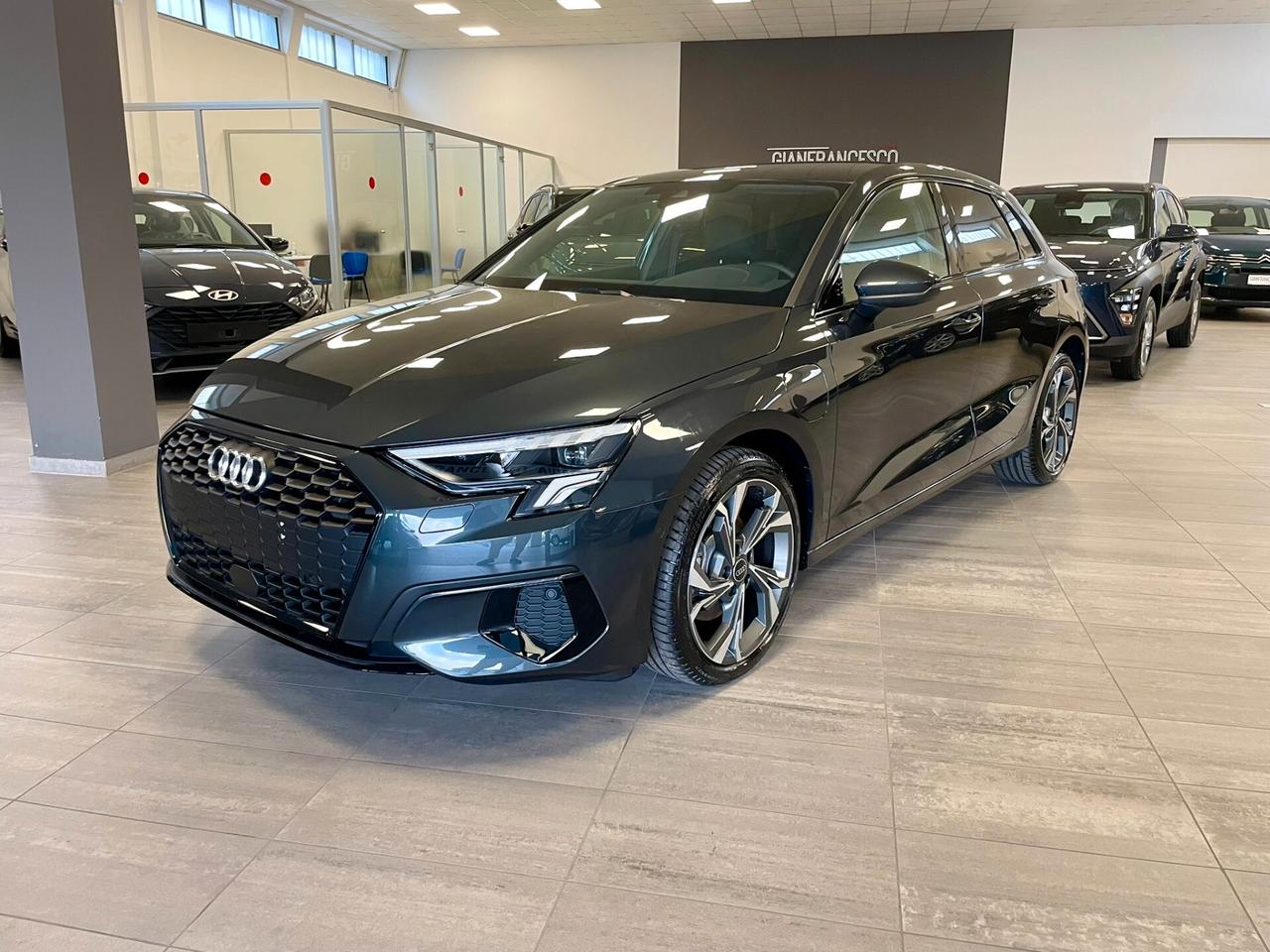 Audi A3 SPB 40 1.4 TFSI Hybrid S-tronic Business Advanced