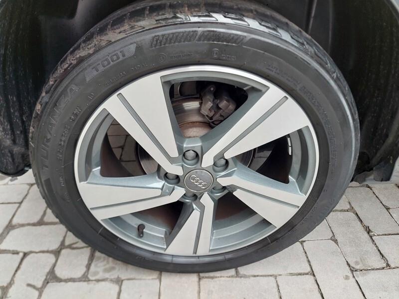 Audi Q2 35 TFSI S line Edition