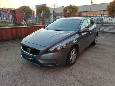 Volvo V40 D2 Geartronic Business