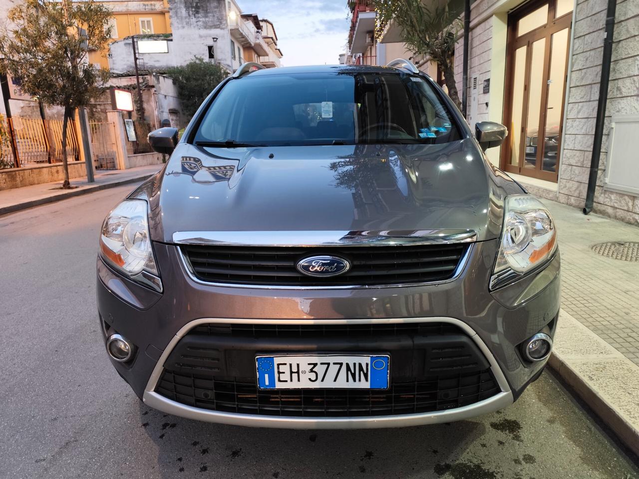 Ford Kuga 2.0 TDCi 140 CV 2WD Titanium