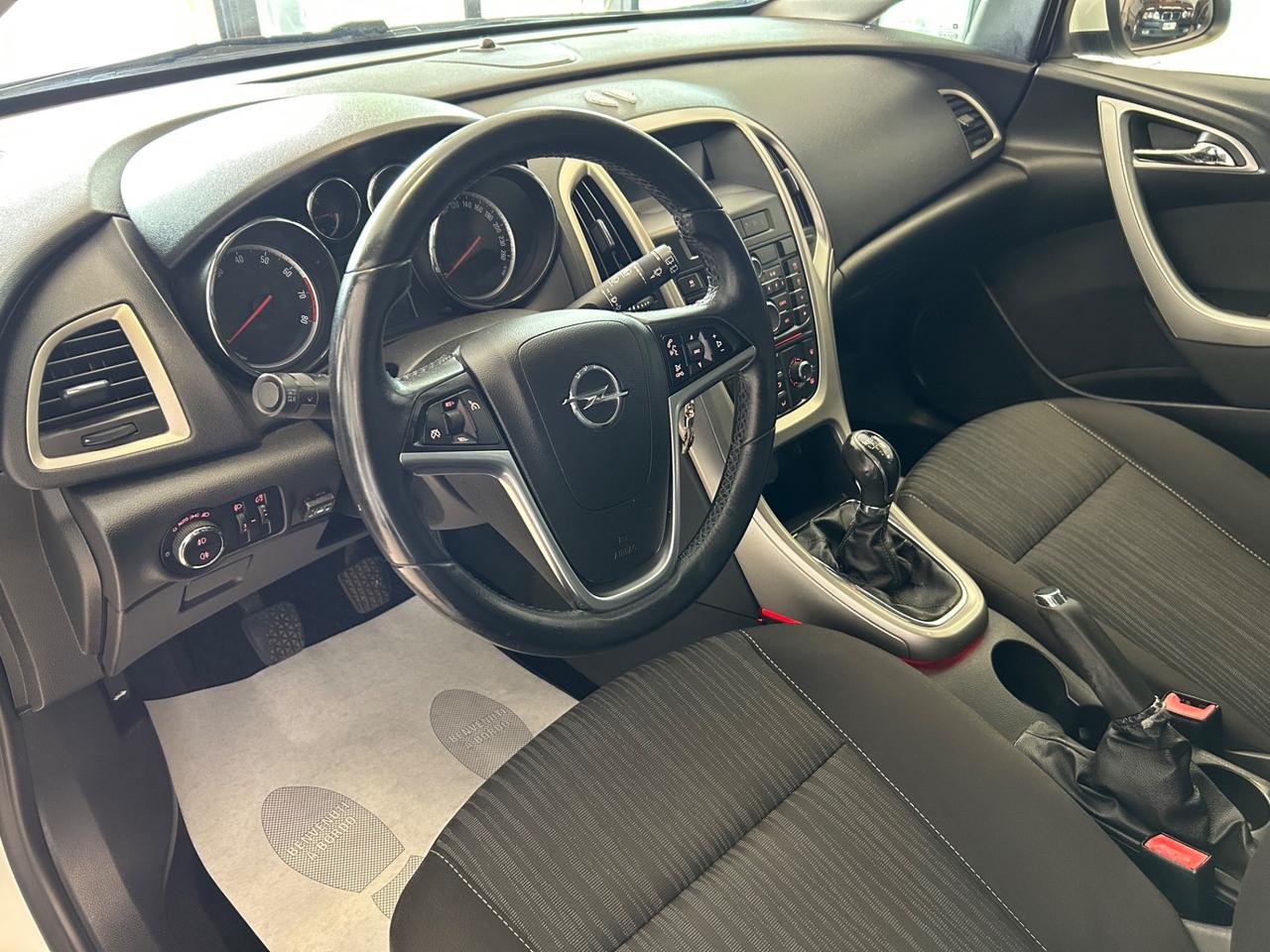 Opel Astra - 2010 1.4 GPL 100cv