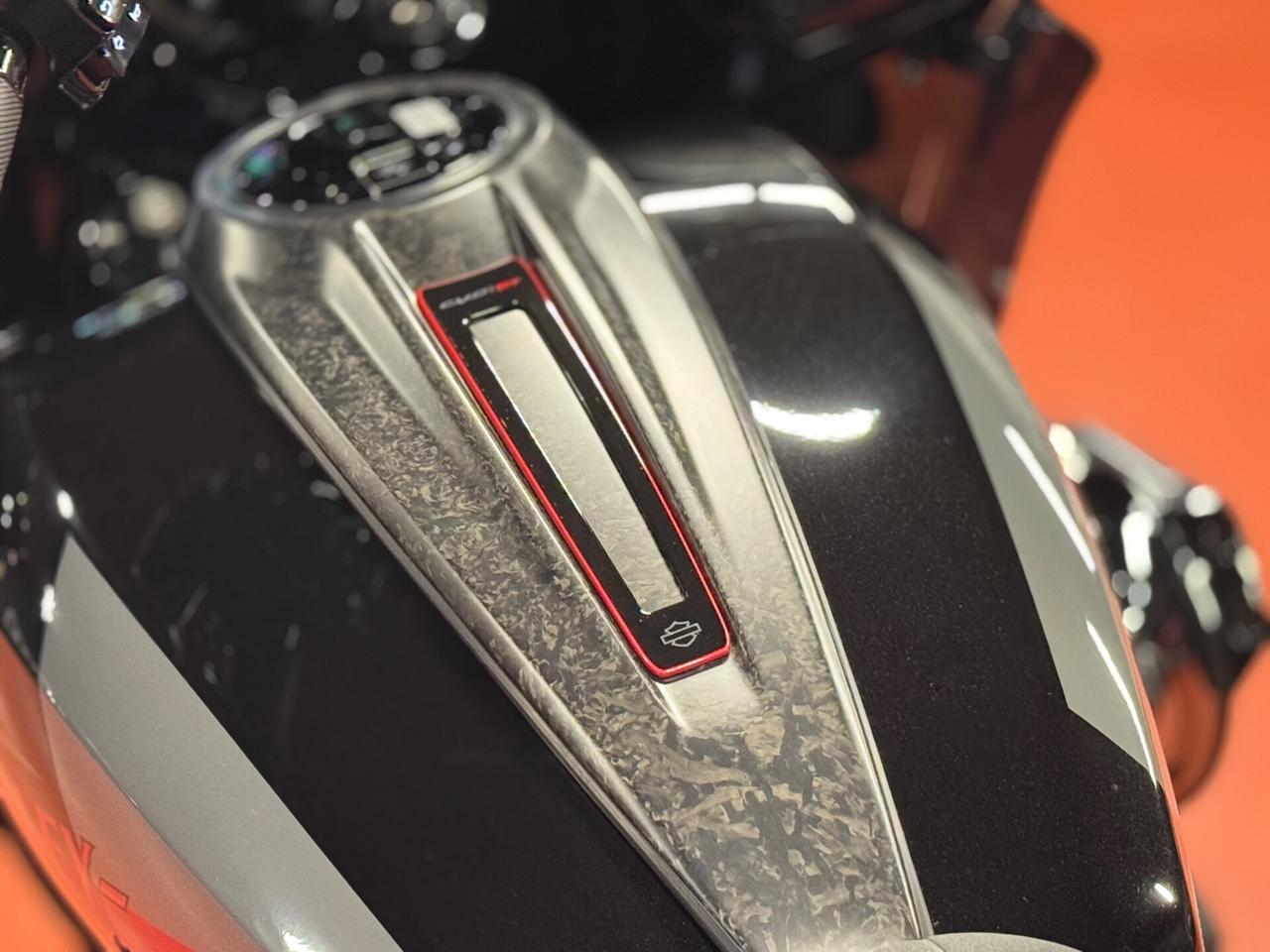 Harley-davidson Street Glide C.V.O. CVO ST