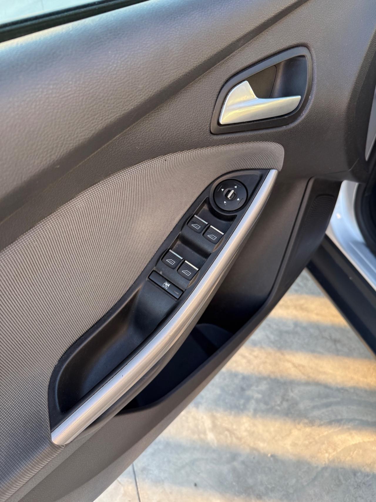 Ford Focus 1.6 TDCi 95 CV SW Titanium