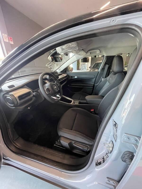 Jeep Avenger 1.2 t. e-hybr.mhev Altitude fwd 110cv edct6