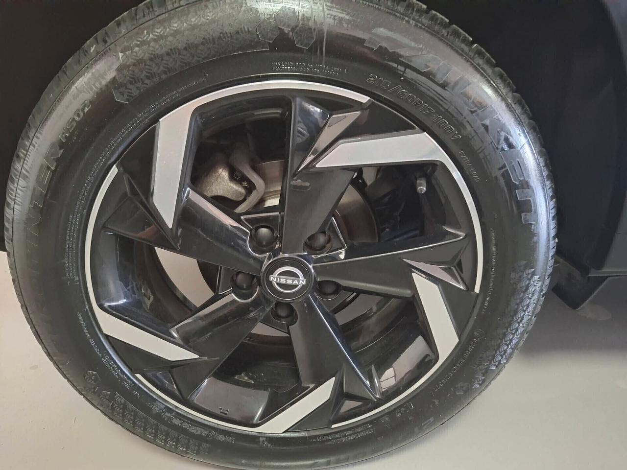 Nissan Juke 1.0 DIG-T 114 CV N-Connecta