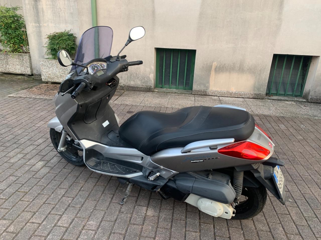 Yamaha X-Max 250 Sport