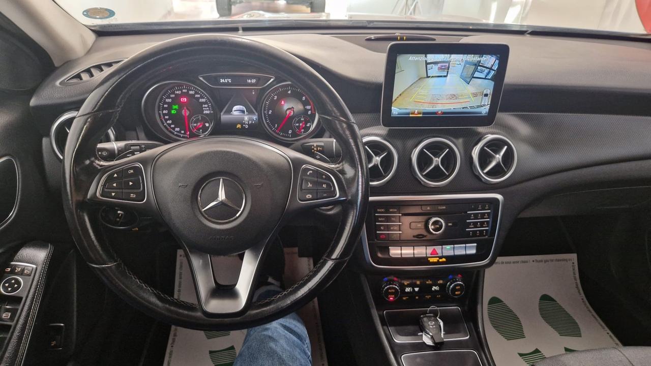 Mercedes-benz GLA 200 d Automatic Sport