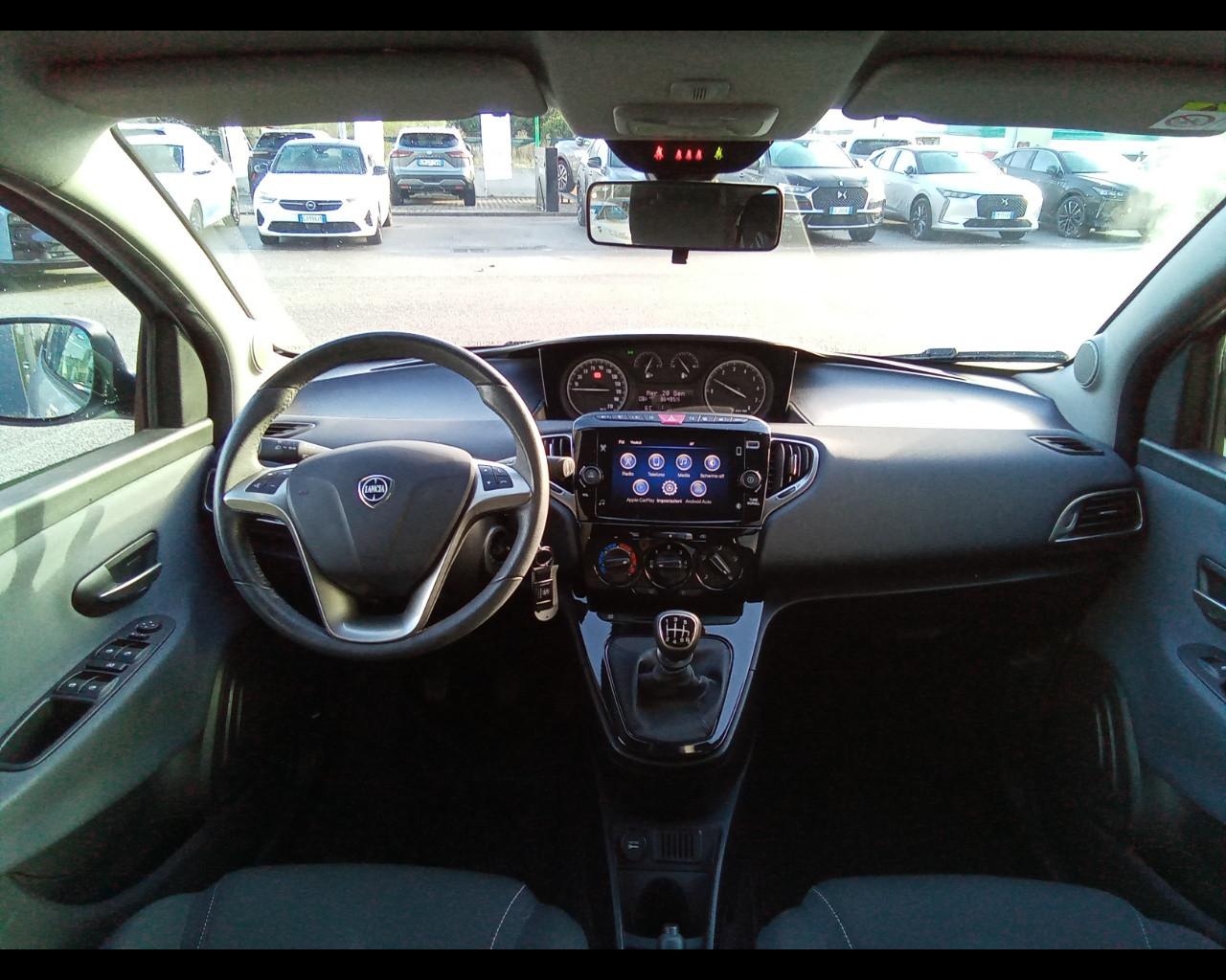 LANCIA Ypsilon 3ª serie - Ypsilon 1.0 FireFly 5 porte S&S Hybrid Ec