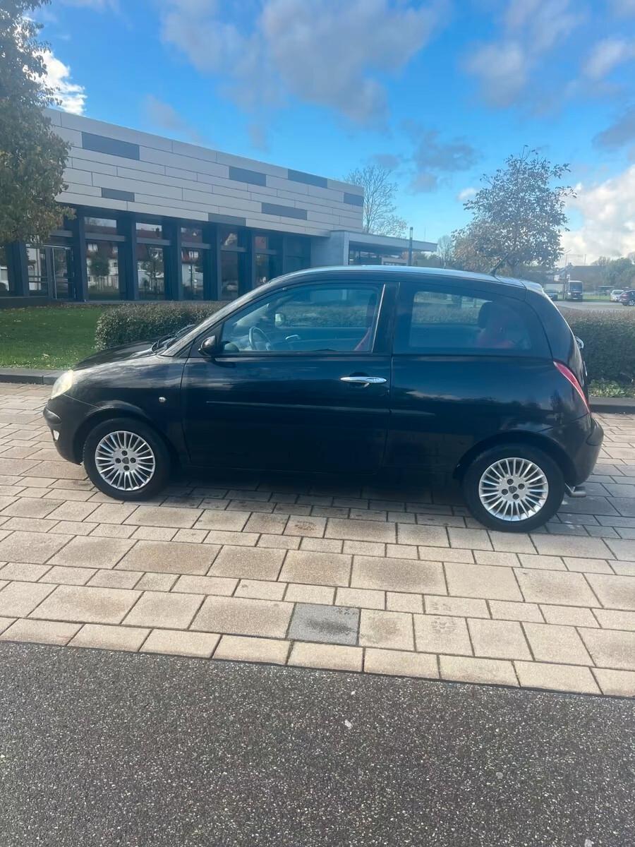 Lancia Ypsilon 1.3 Multijet 16V Platino ok neo patentati