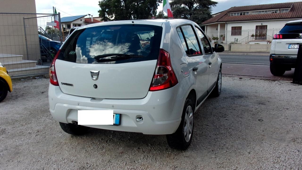 Dacia Sandero 1.2 16V GPL 75CV Story