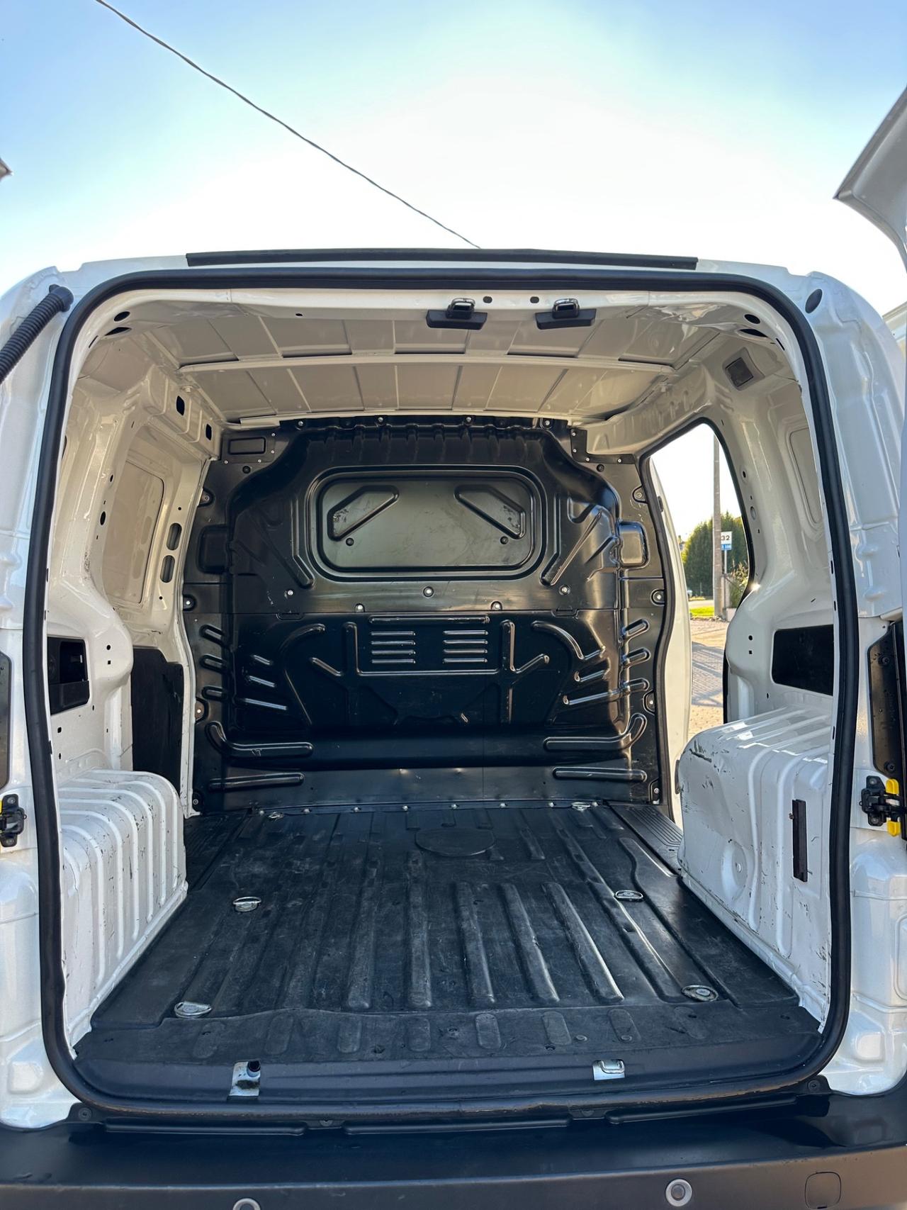 Fiat Fiorino 1.3 MJT 95CV Cargo SX