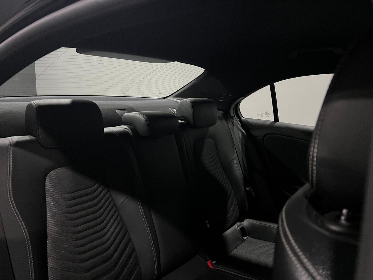 Mercedes-Benz A 180 d SEDAN Automatic Business