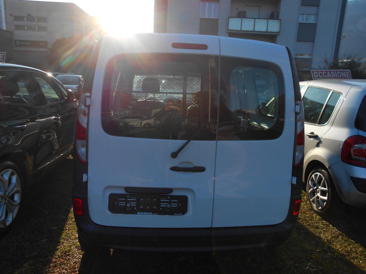 Renault Kangoo MAXI 1.5 DCI 95 CV