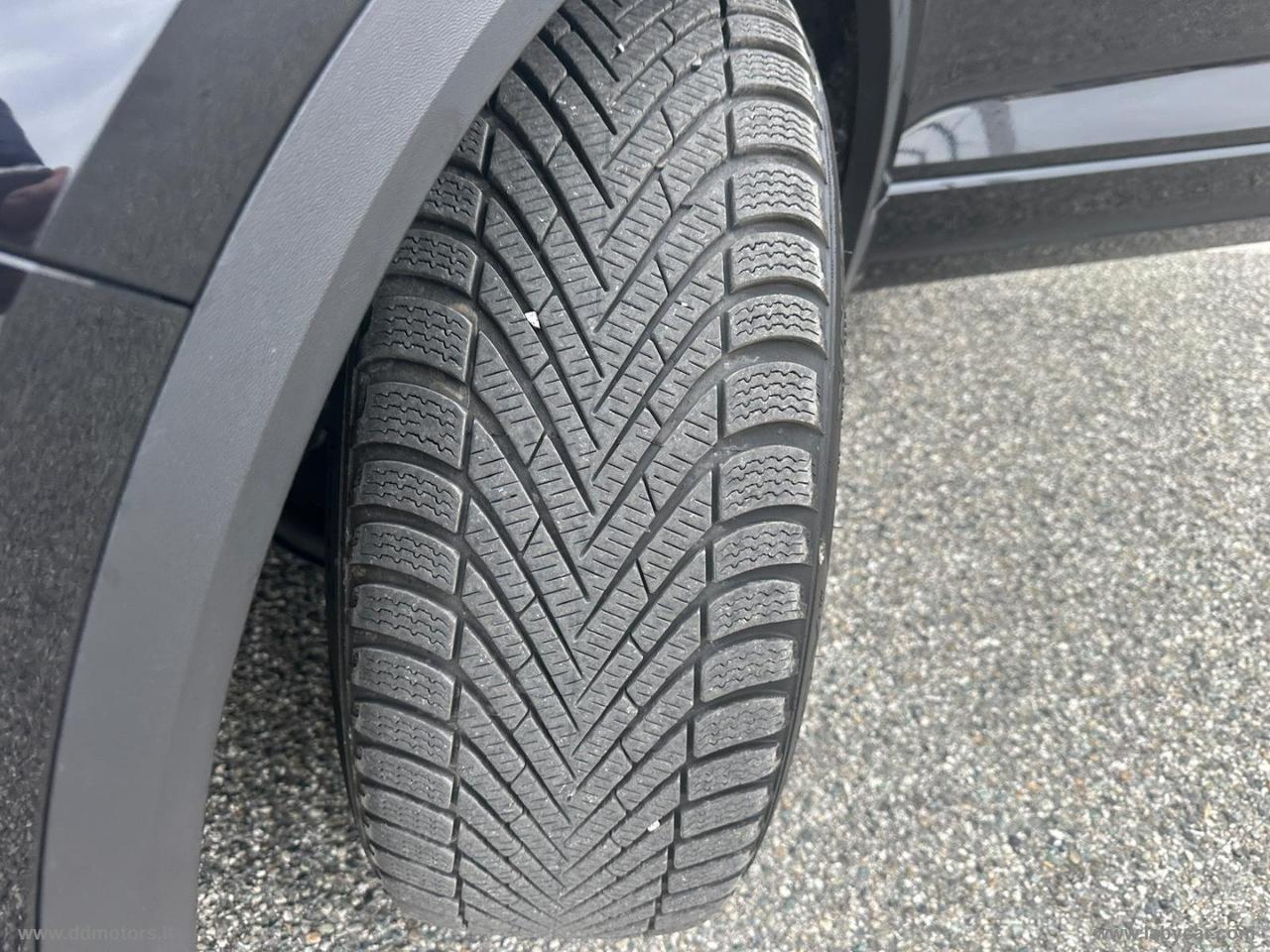 VOLKSWAGEN T-Roc 2.0 TDI SCR R-Line Plus * R LINE *