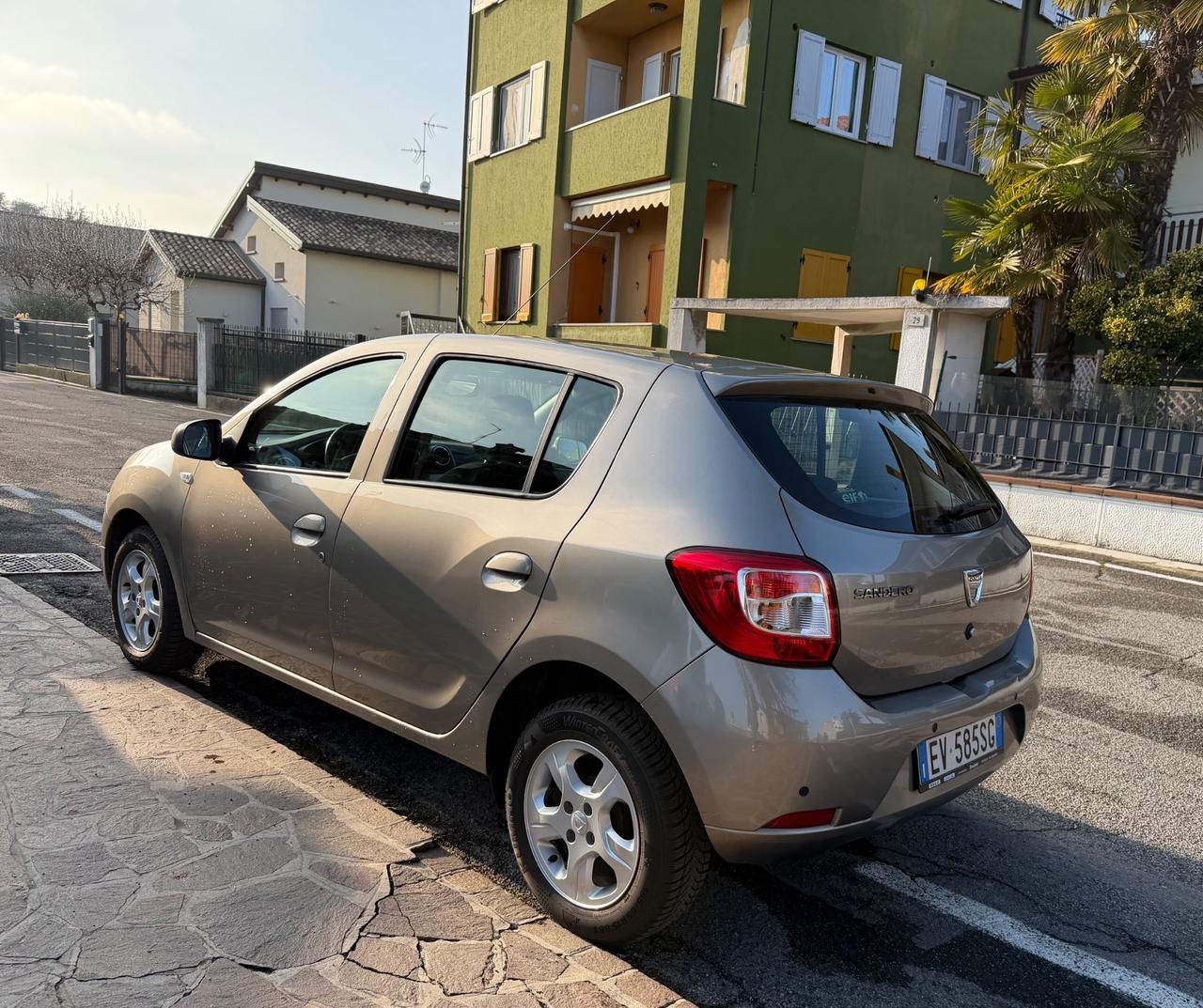 Dacia Sandero 1.2 GPL 75CV Ambiance