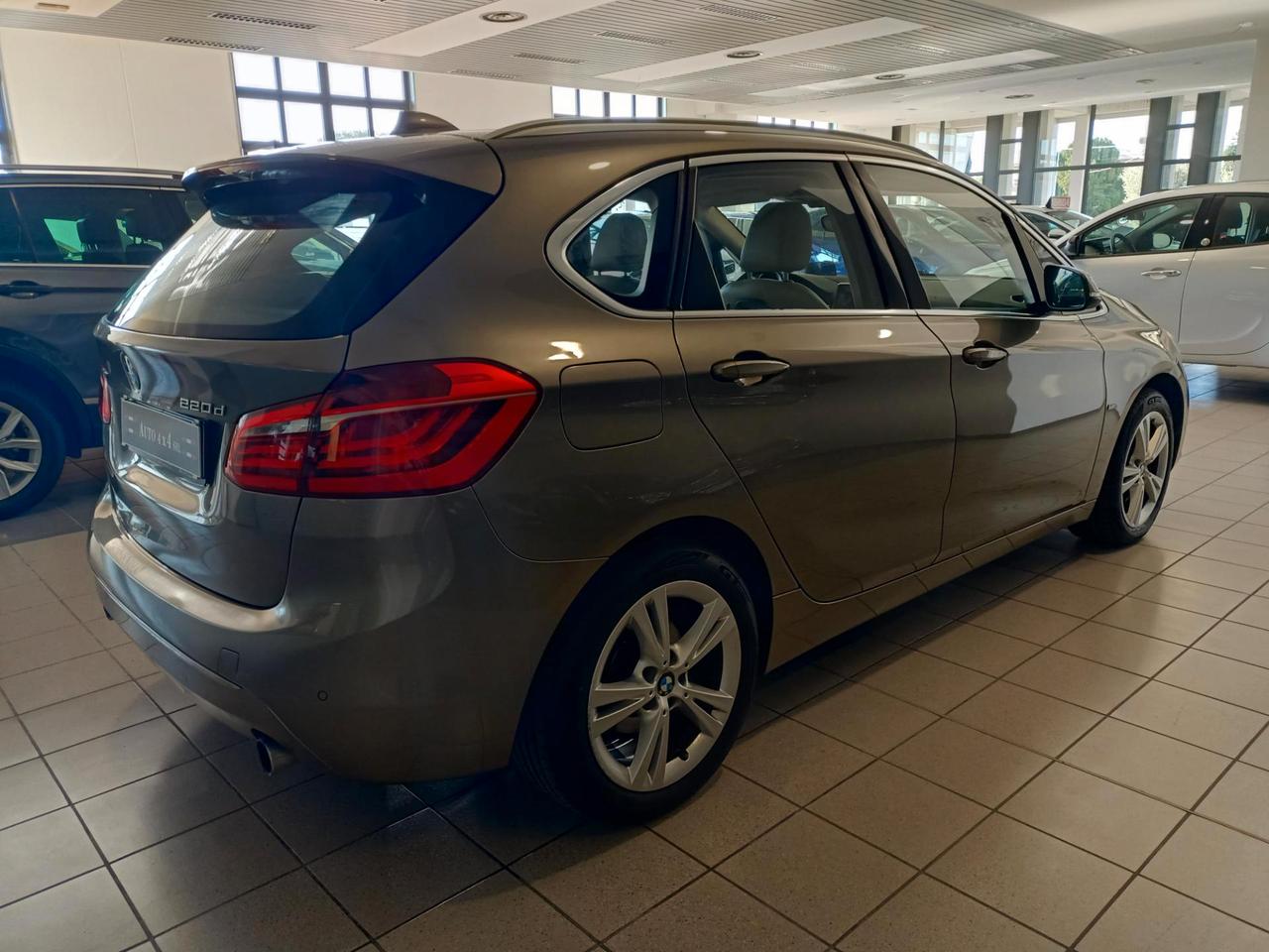 BMW 220 d Active Tourer xdrive Luxury auto