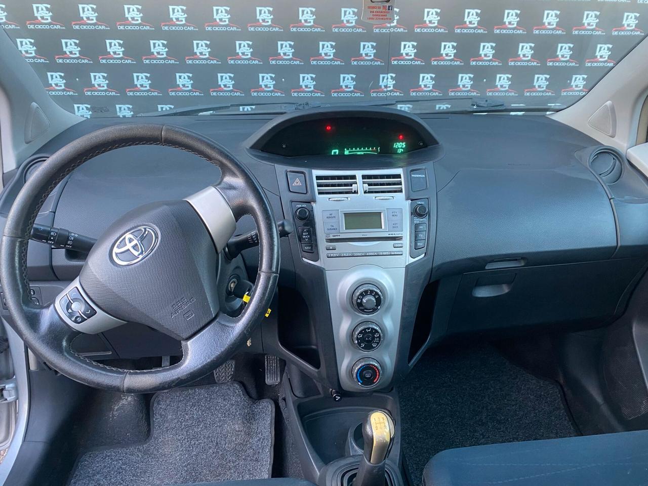 Toyota Yaris 1.3 5 porte Navi