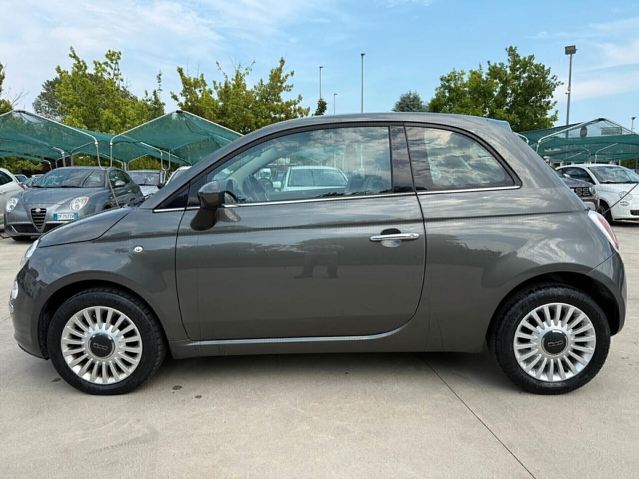 FIAT 500 1.2 Lounge neo-patentati
