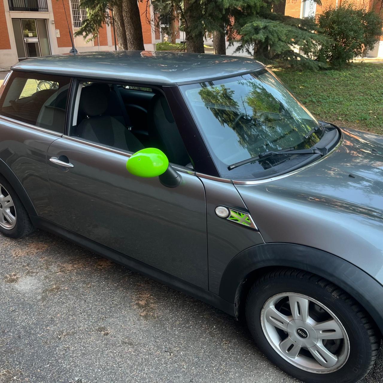 Mini 1.6 16V One (55kW) GPL
