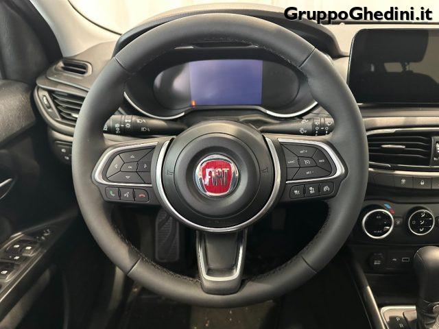 FIAT Tipo 1.5 Hybrid DCT 5 porte Cross