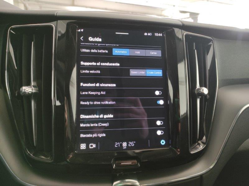 VOLVO XC60 (2017-->) - XC60 T6 Recharge Plug-in Hybrid AWD automatico Core