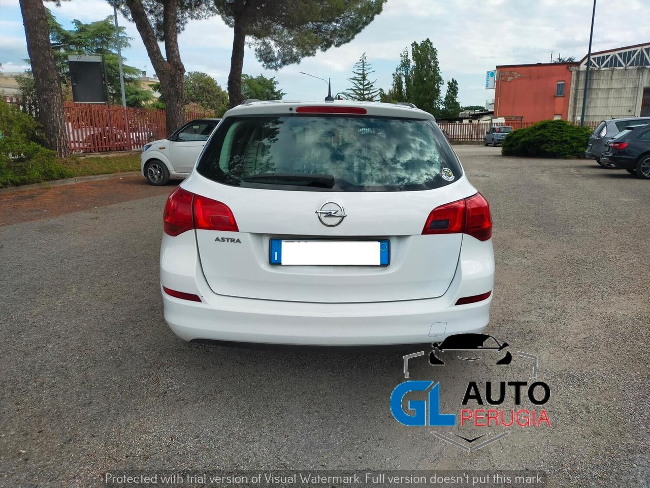 Opel Astra 1.4 Sports Tourer anche per neopatentati