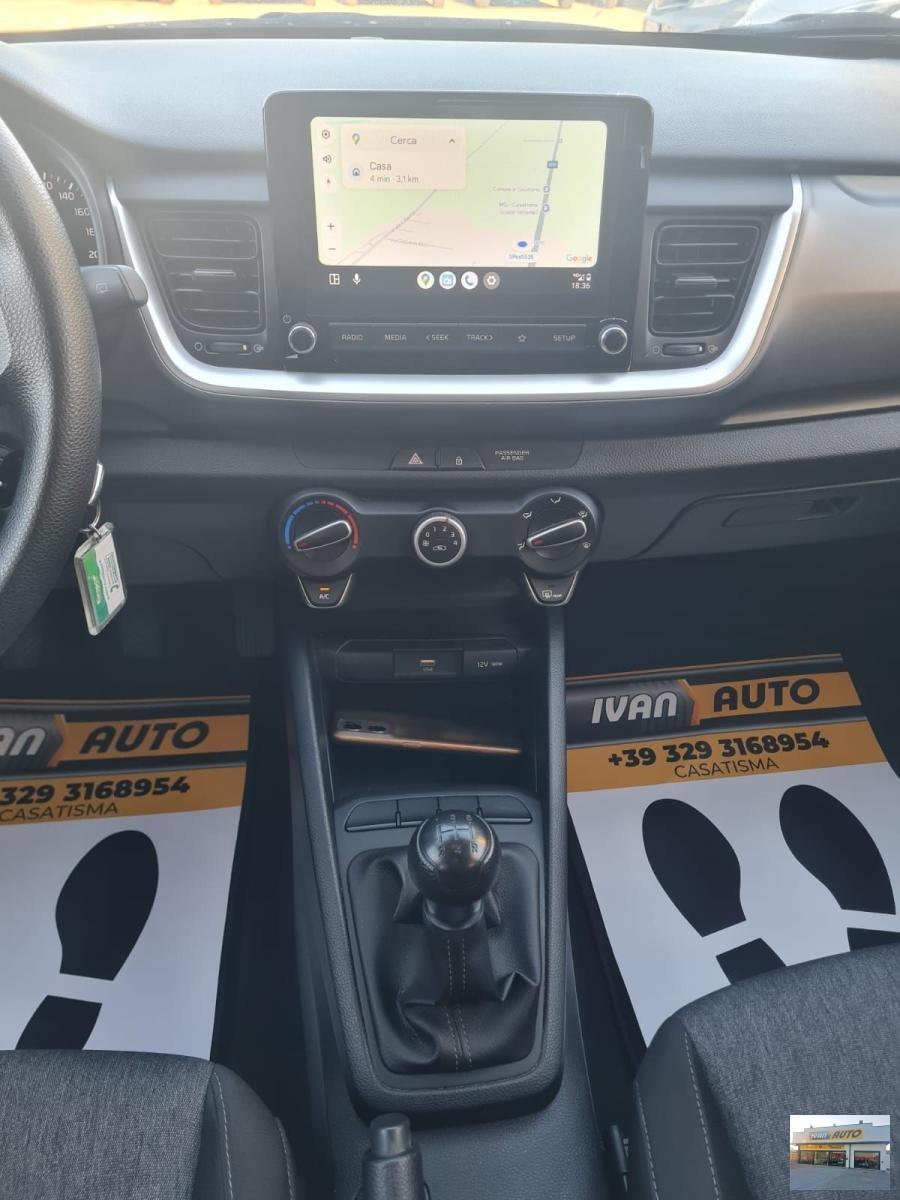 KIA Stonic 1.2 Benzina-Neopatentati-Anno 2022