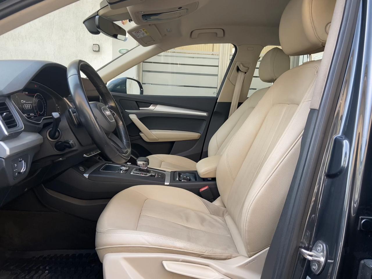 Audi Q5 2.0 TDI quattro S tronic Business