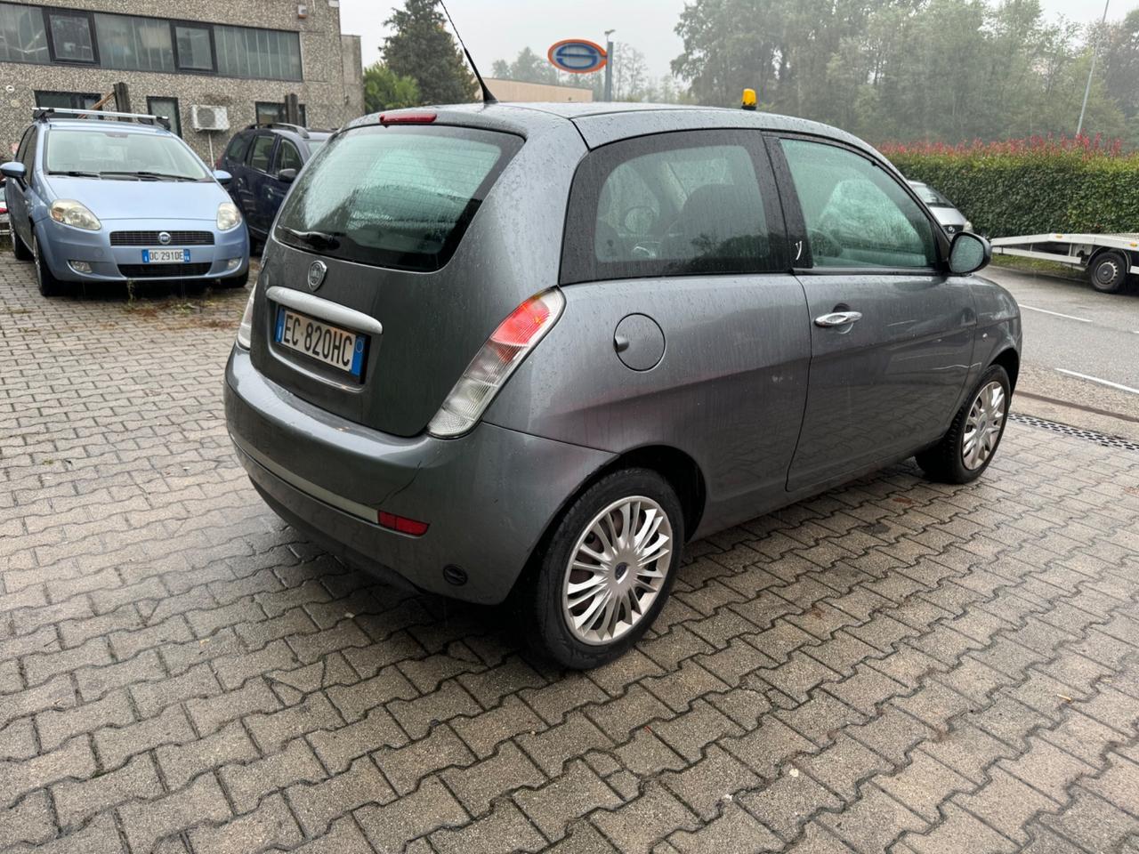 Lancia Ypsilon 1.2 Benzina Gpl x neopatentati