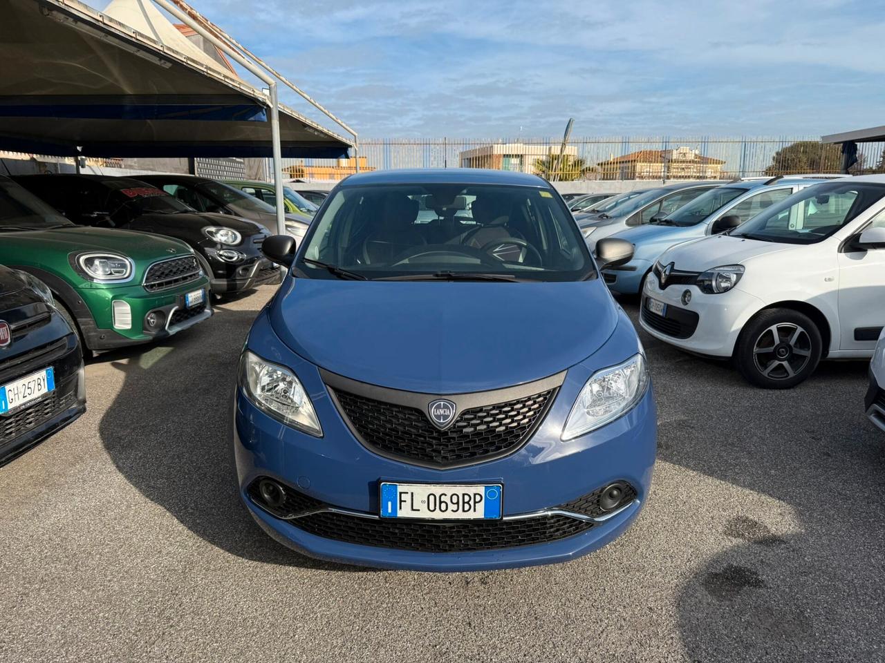 Lancia Ypsilon 1.2 69 CV 5 porte GPL Ecochic Gold