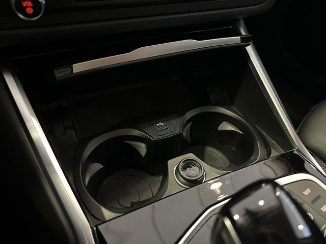 BMW 320 d 48V Touring Msport Shadow Line