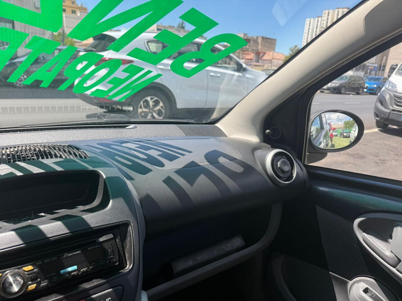 Toyota Aygo 1.0 12V VVT-i 5 porte Now - Anno 2011 -