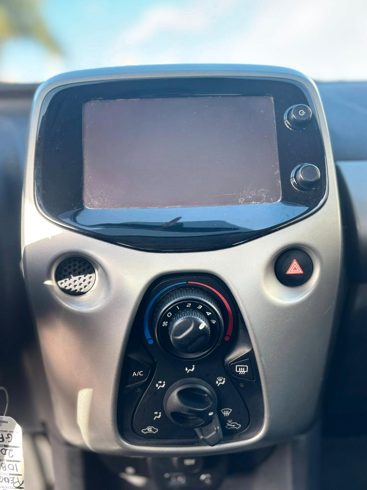 Peugeot 108 PureTech 82 5 porte Active