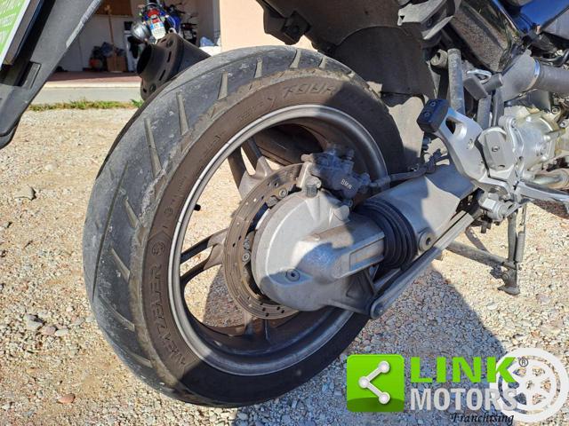 BMW R 1150 R .
