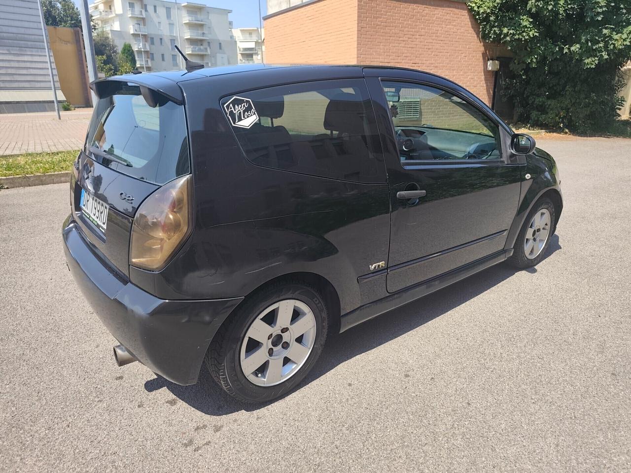 Citroen C2 1.1 VTR euro 4 schermo neopatentati