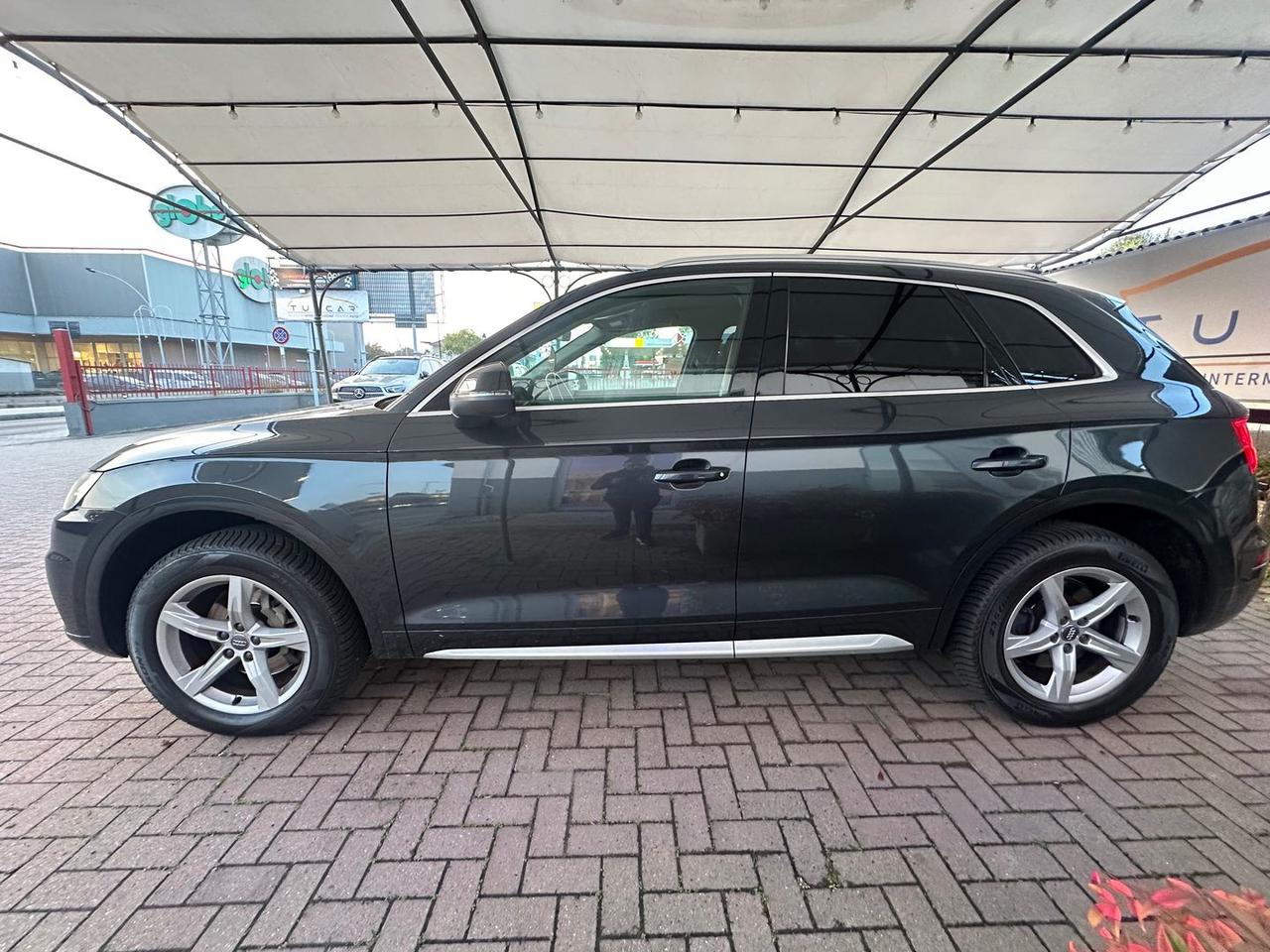 Audi Q5 Sport 2.0 35 TDI #7429