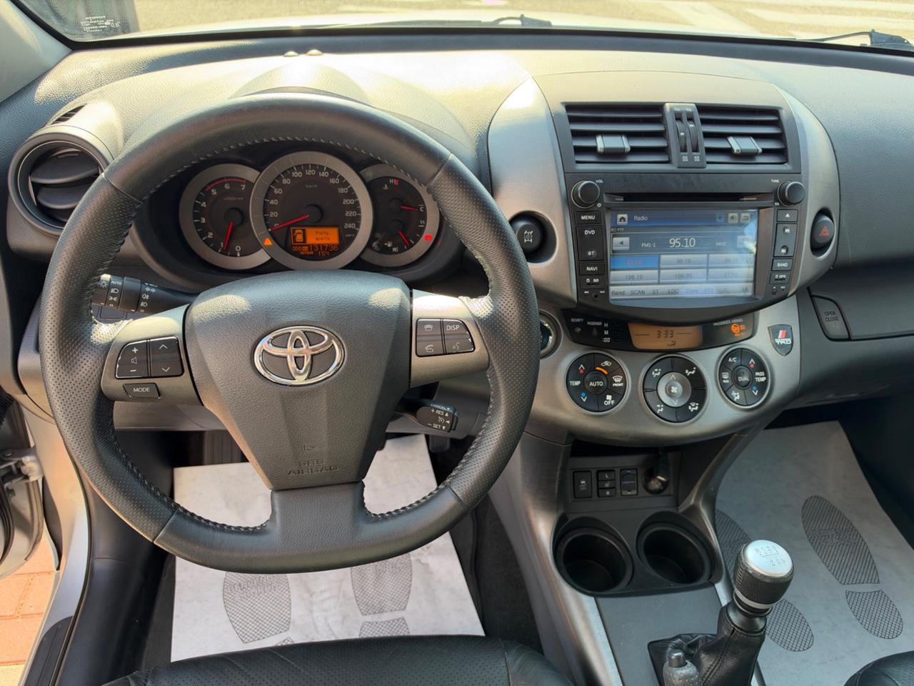 Toyota RAV 4 RAV4 2.2 D-4D 150 CV DPF Luxury